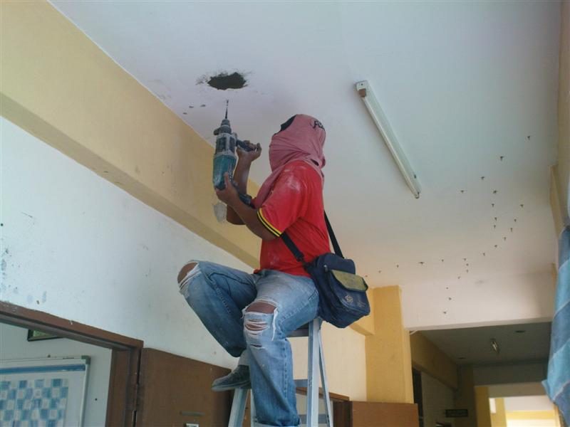 Drilling Crack Injection Port